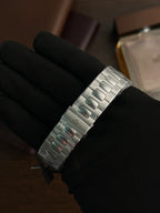 Exquisite Green Dial Nautilus Style Automatic Wristwatch - AAA Quality Luxury Timepiece