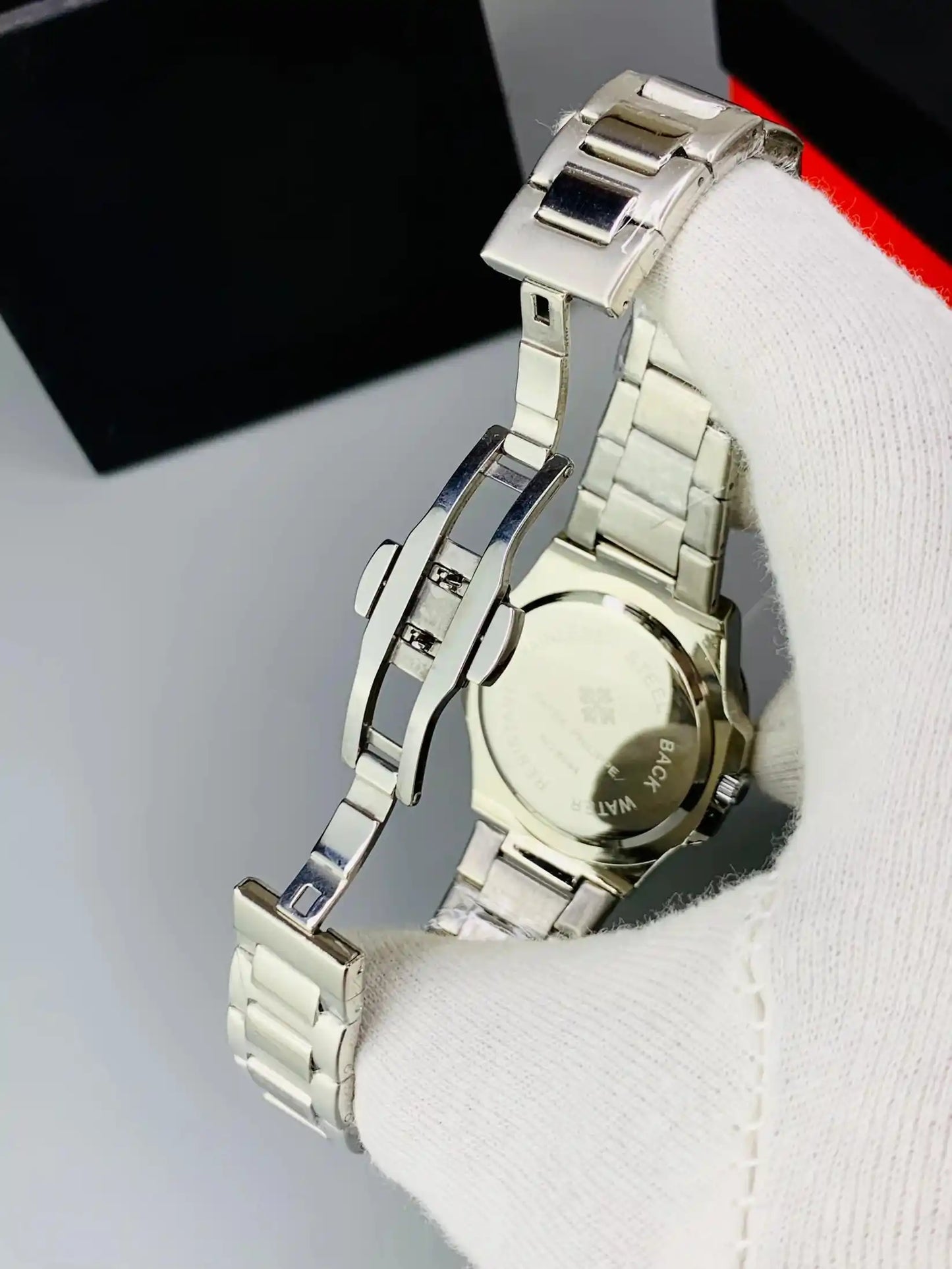 Premium Men Watch| Black and White Dials