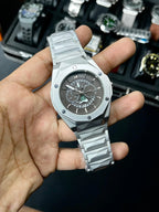 HB Diamond-Cut Heavyweight Quartz Watch – Premium Quality, Master Lock