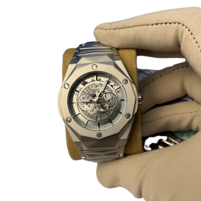 HB Diamond-Cut Heavyweight Quartz Watch – Premium Quality, Master Lock